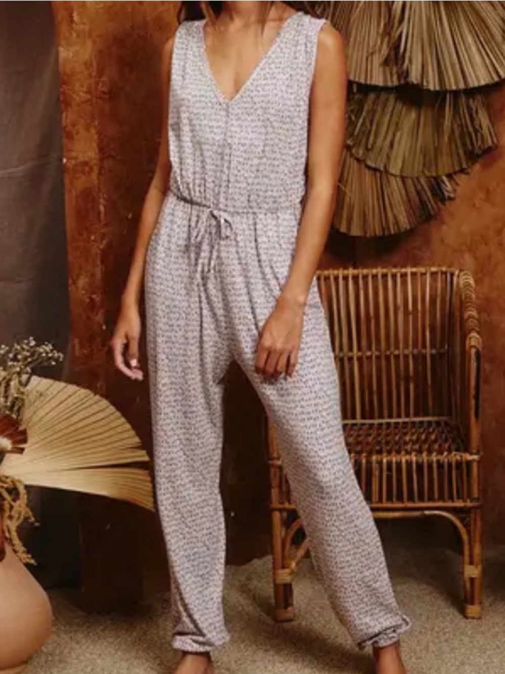 BUCKETLIST Tan Printed V-Neck Drawstring Jumpsuit Lightweight Knit Pocket Medium